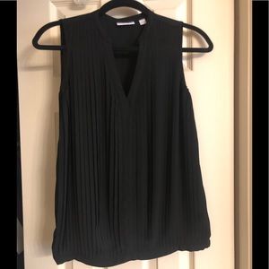 🎉4️⃣ for 2️⃣5️⃣ 
Pleated tank blouse